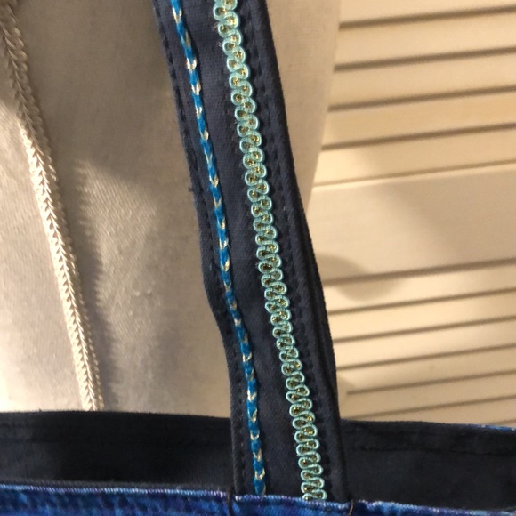 LAUREL BURCH TOTE - Picture 4 of 14